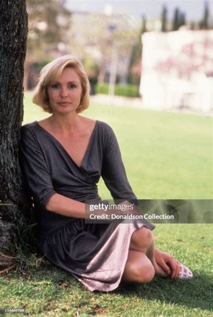 Actress Victoria Tennant Bio Career