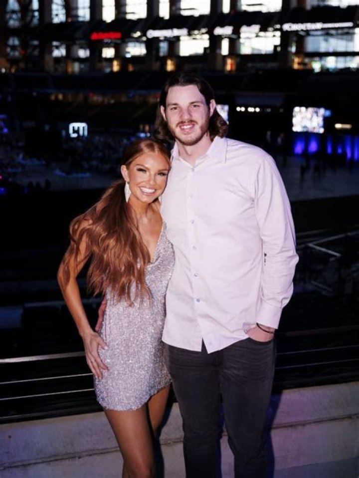 Kole Calhoun Wikipedia Biography Wife